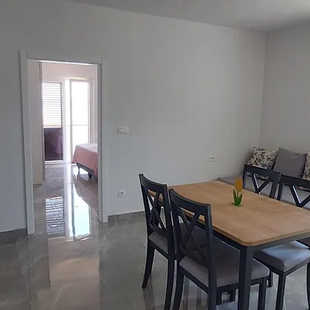 Apartman Dado Podgora Exterior photo