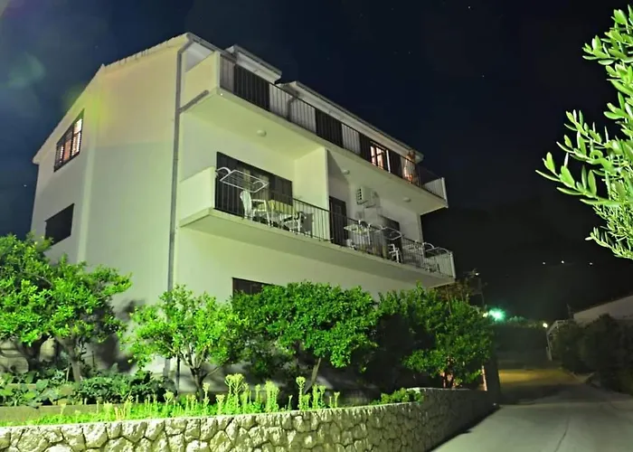 Apartman Dado Podgora